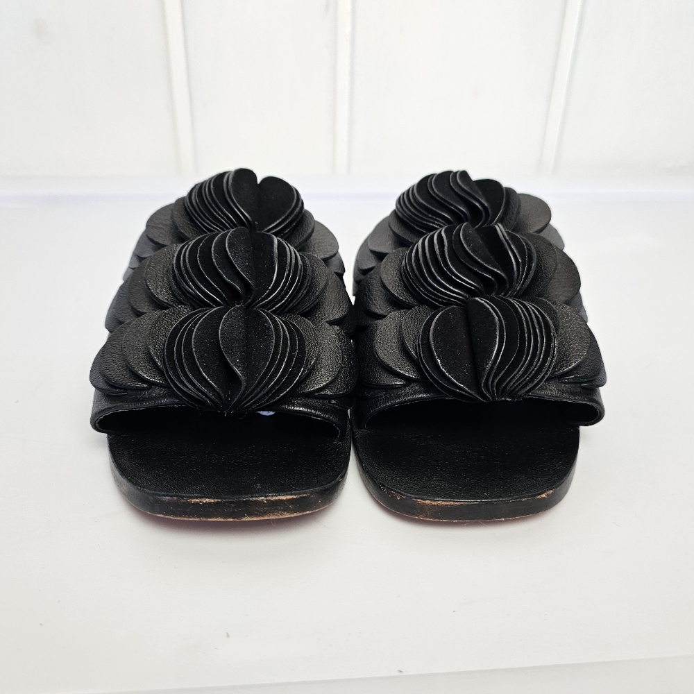 Mercedes Castillo Delphia  Black Lambskin Leather Petal Overlay Slide Ons Sz 8.5 - Picture 3 of 11